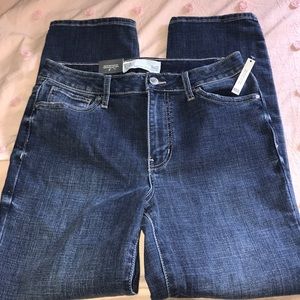 NEW RSQ straight leg jeans s3/26
